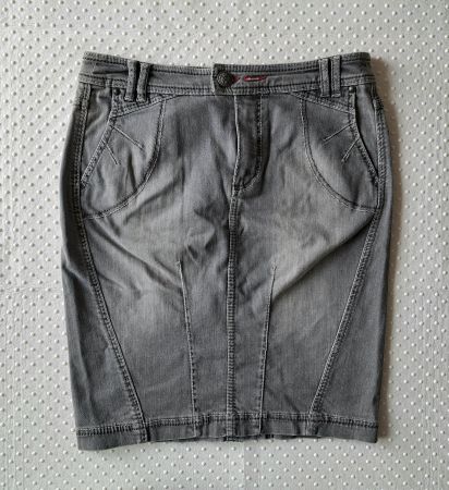 NEU! Modischer, Grauer Jeansrock Apriori Gr. 42