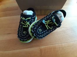 Gr. 24 NEU KEEN Sandalen