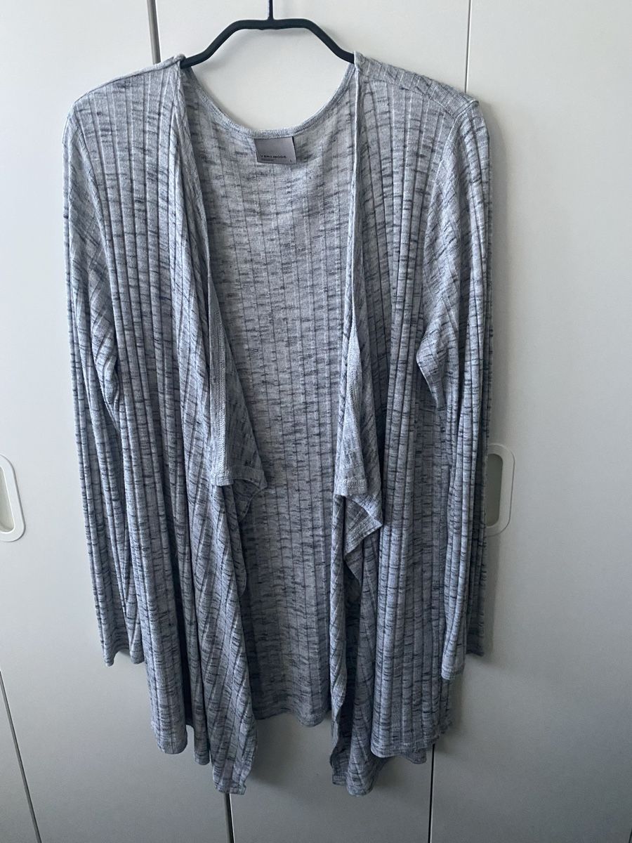 Giacche: Strickjacke – Usato da Staad SG venduto da gabi174