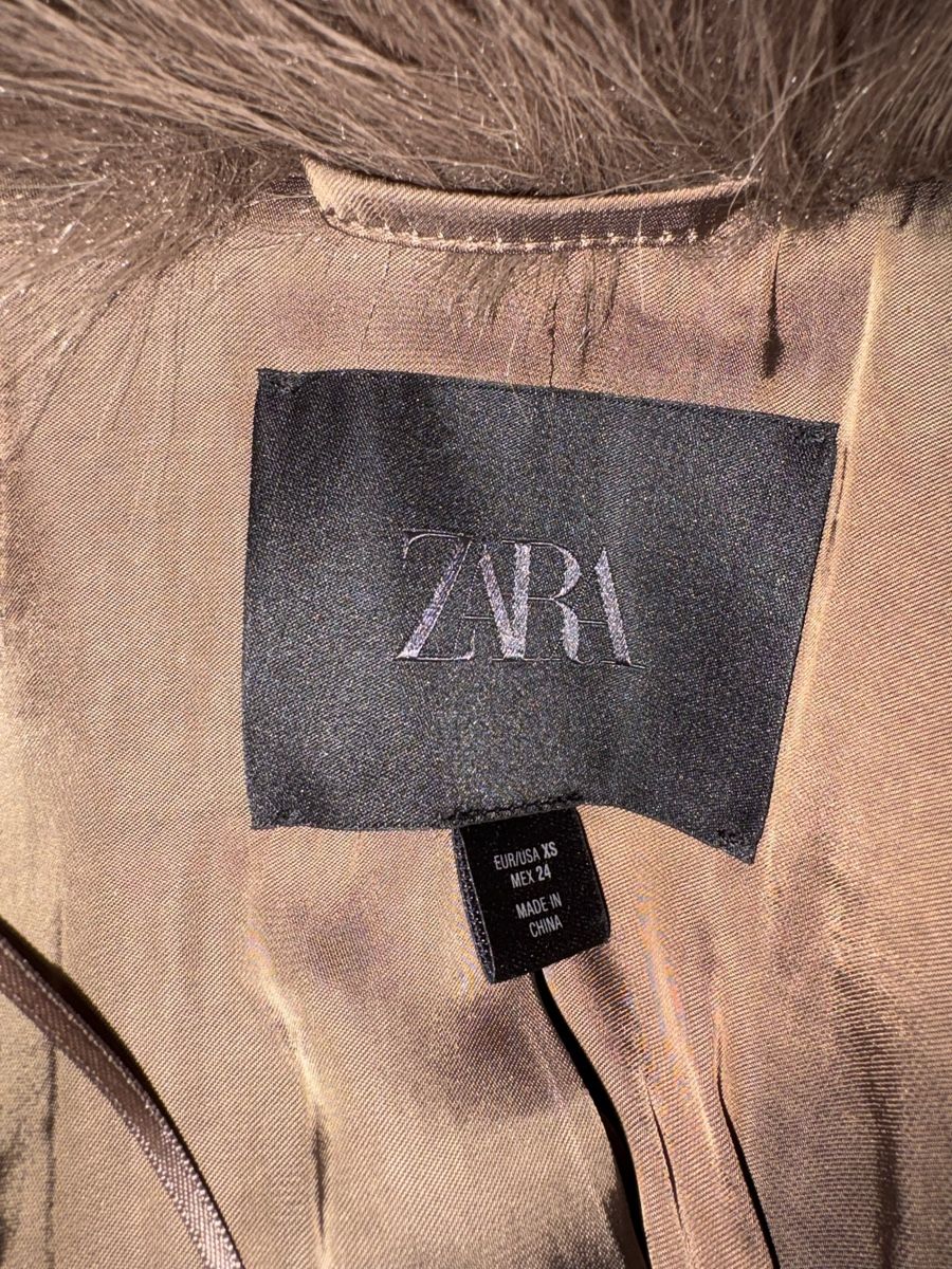 Zara Vestes: Modische Felljacke – D'occasion à Zofingen par Gcurto