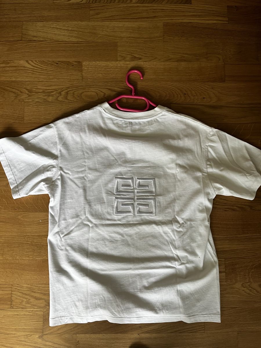 Givenchy T-Shirts: Givenchy shirt - Size XS – Neu (gemäss Beschreibung) aus Unterägeri von abc_t2yc 2