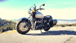 Triumph Bonneville T100 Newchurch SE