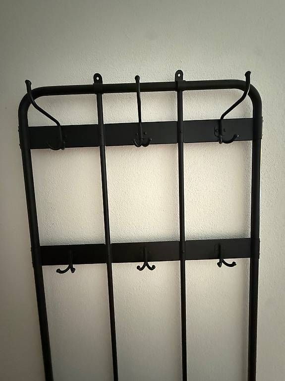Ikea Porte manteau: Garderobenständer & Schuhaufbewahrung – D'occasion à Ostermundigen par DeOs3072 2