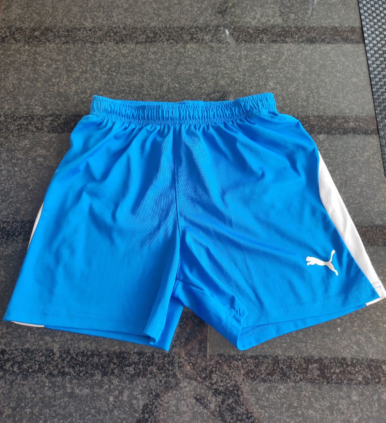 Puma Pantaloni: Sporthosen Puma – Usato da Othmarsingen venduto da HBN