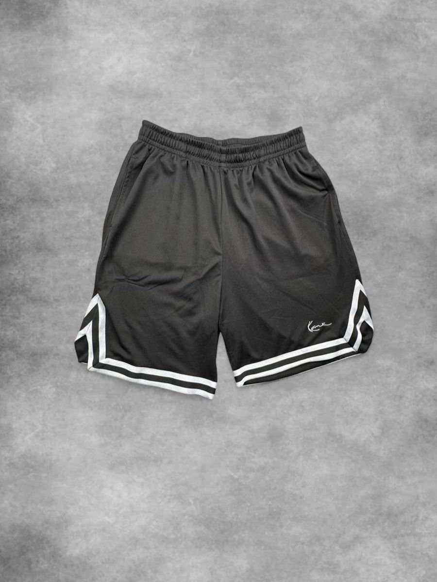 Karl Kani Pantaloni: Karl kani shorts – Usato da Erlinsbach SO venduto da TogaResell