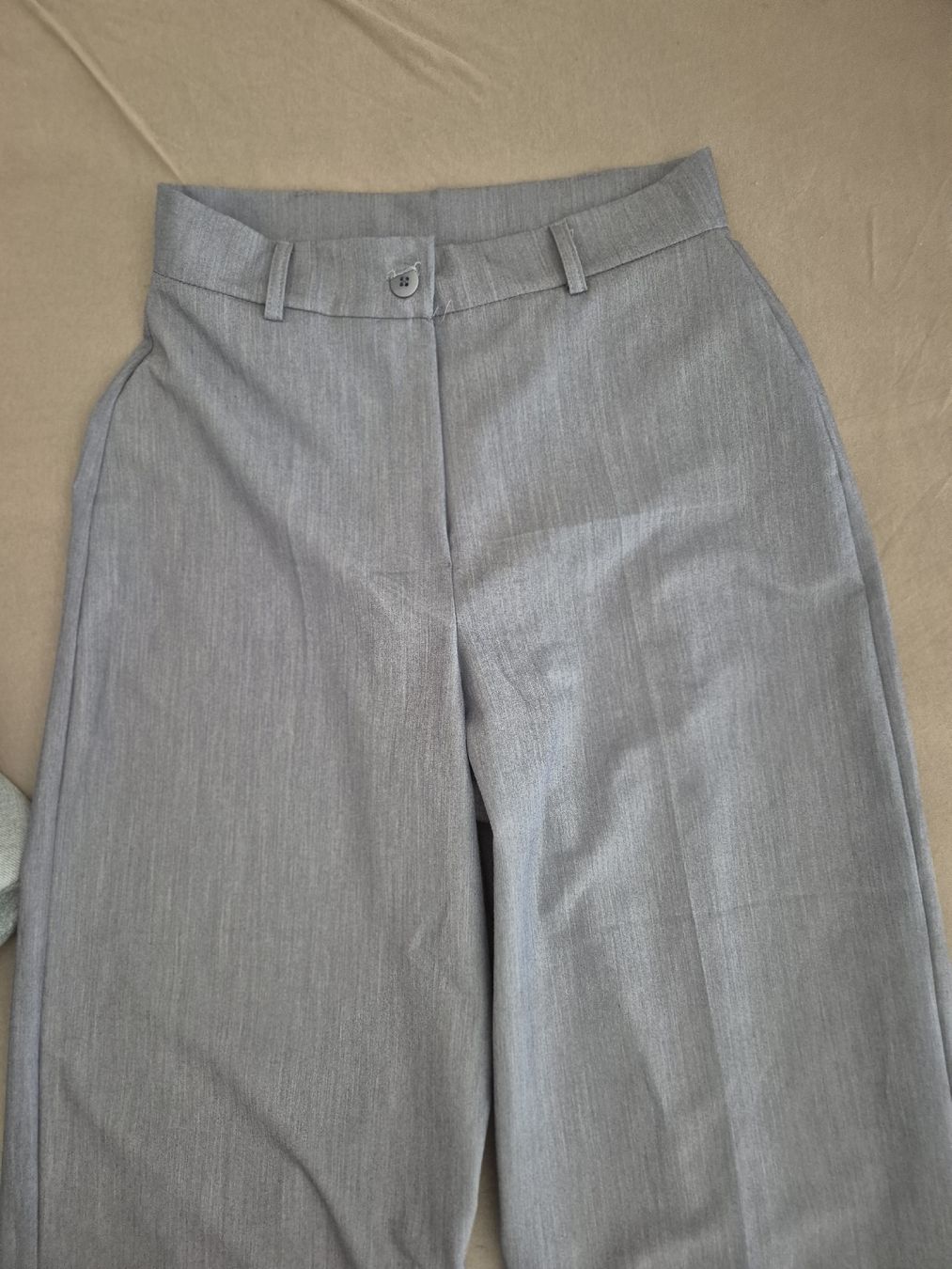 Pantaloni: Stoffhose Tensione In – Usato da Winterthur venduto da vabit_9 2