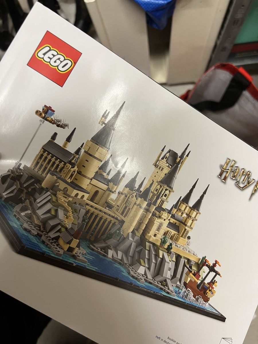 Lego Jouets: Lego Harry Potter Schloss – D'occasion à Gamprin-Bendern par Seller_FL