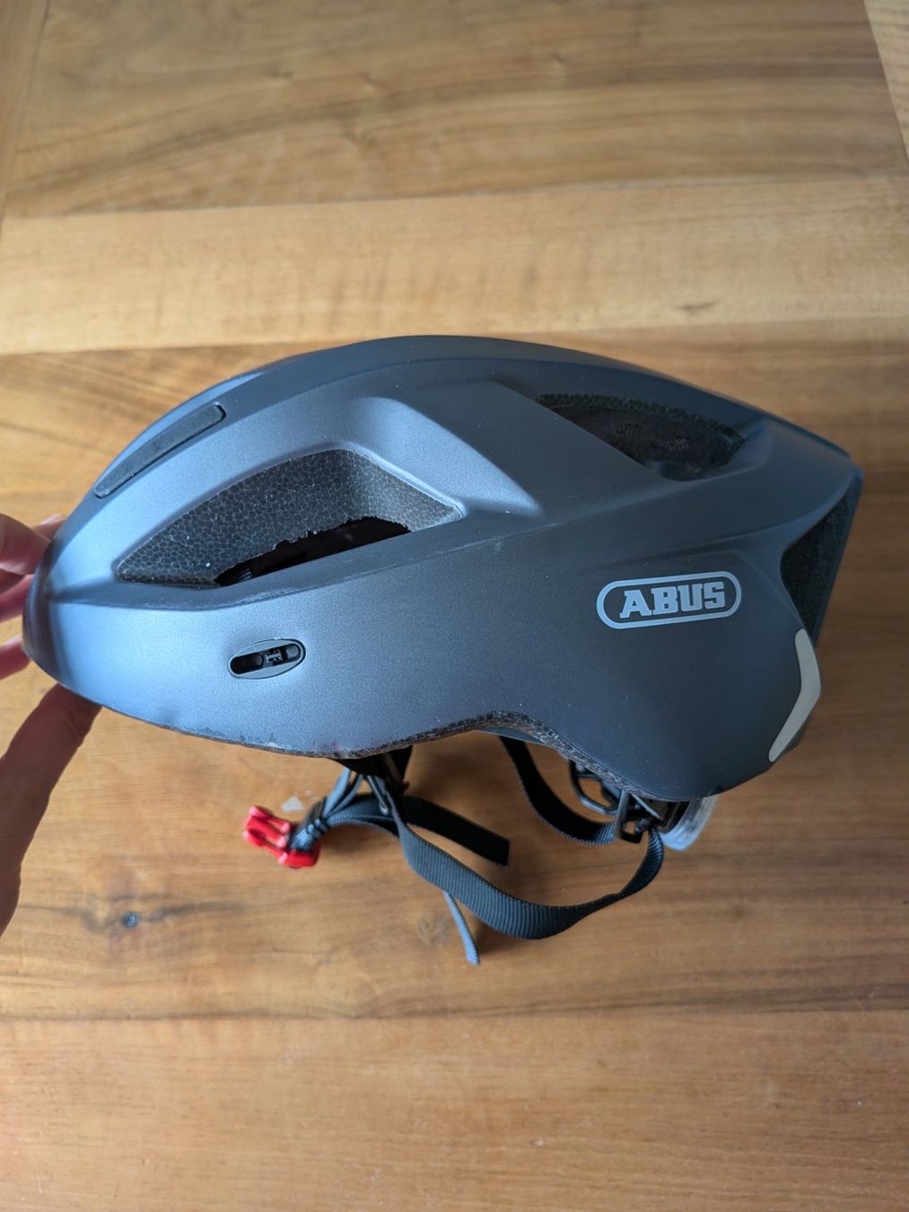 Abus Helme: Abus Helm 58-62cm – Gebraucht aus Winterthur von mirihe