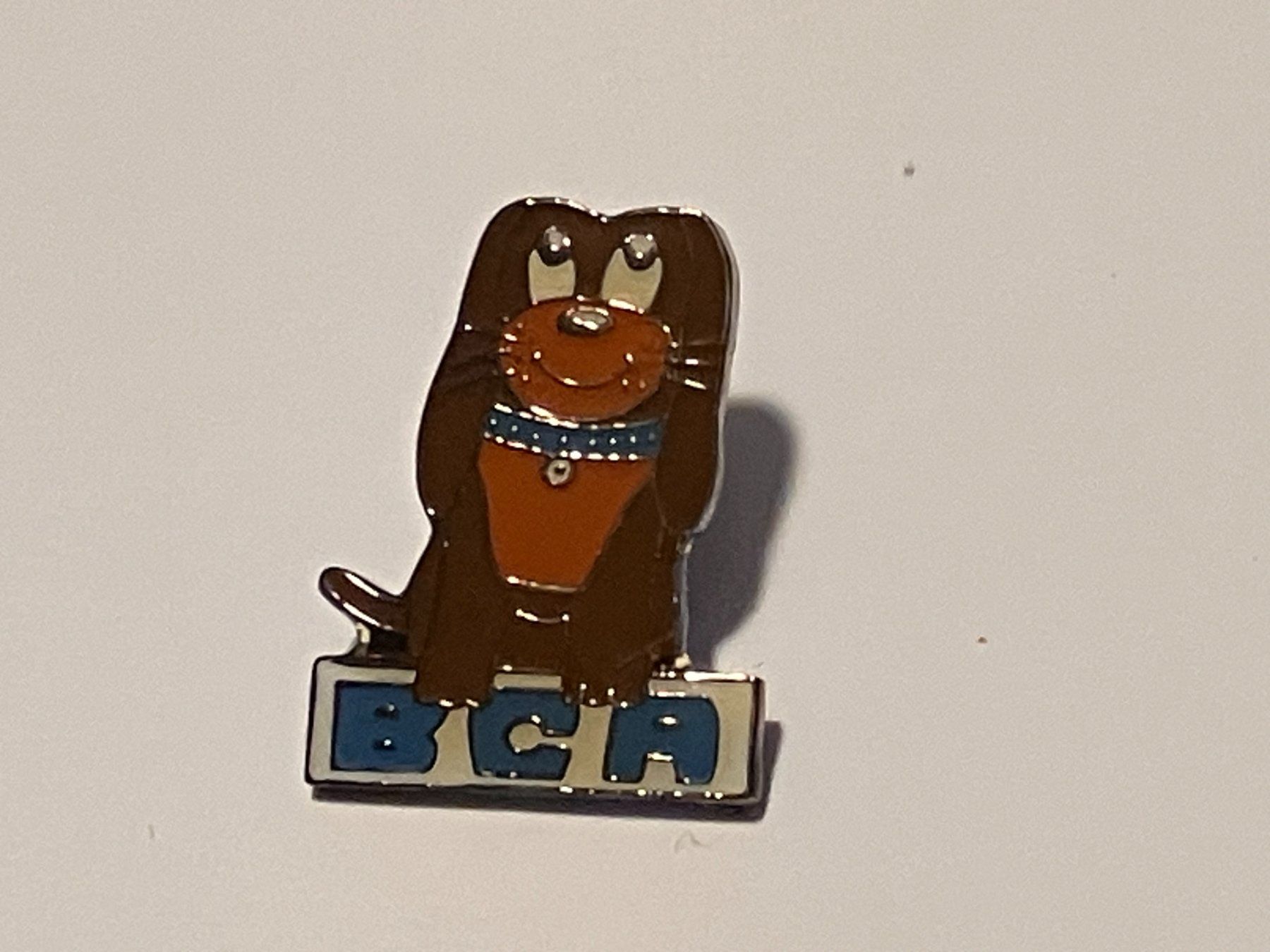 Placchette & Badge: 1 Pin BCA – Usato da Basel venduto da djwwpp