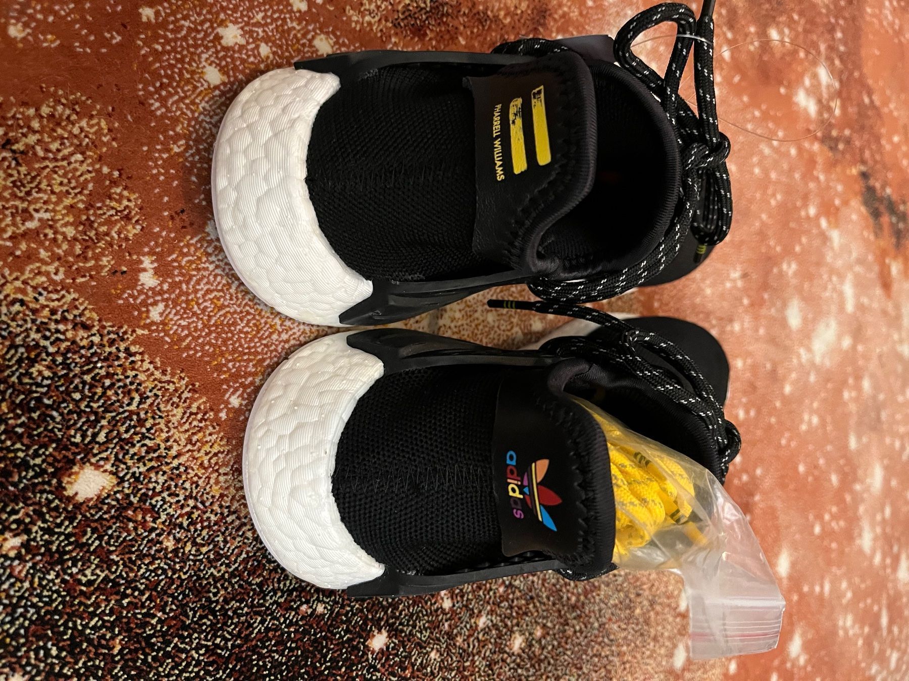 Adidas Scarpe da uomo: Adidas nmd pharell williams – Nuovo e nell'imballaggio originale da Zürich venduto da JMima 1
