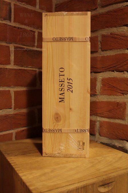 Masseto Vino: Masseto Magnum 2015 – Usato da Grenchen venduto da O.r.i.g.