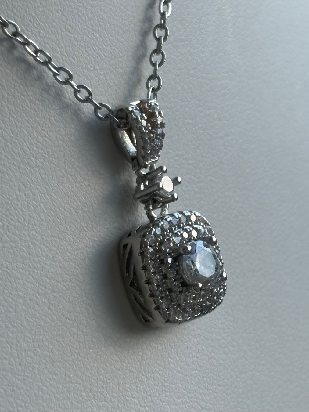 Ketten: Luxus Elegante Kette Farbe : Silber – Neu (gemäss Beschreibung) aus Biel-Bienne von Roserosse13 3