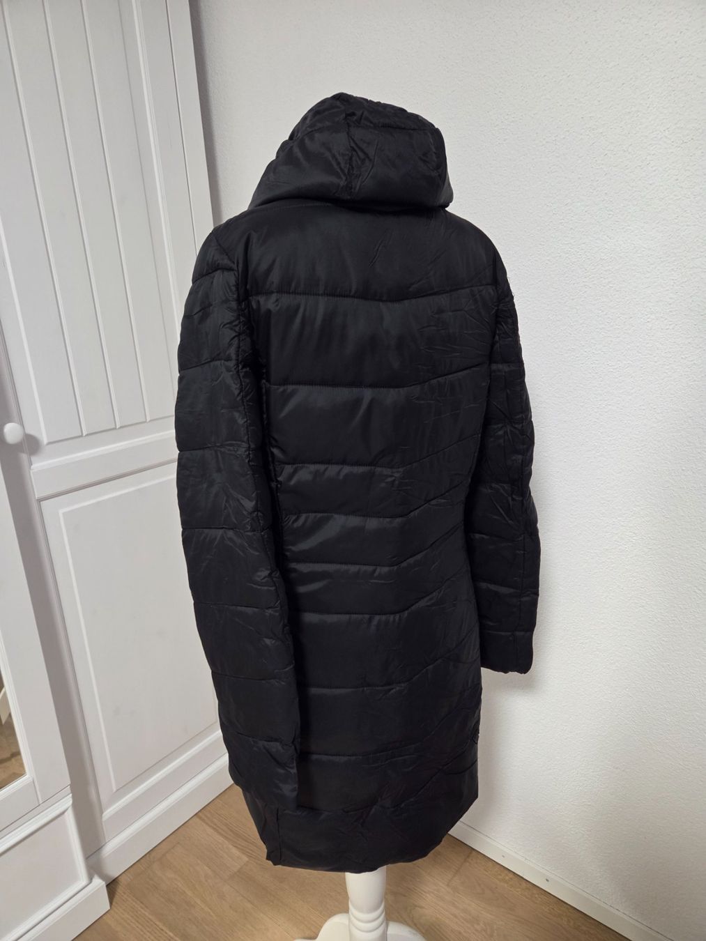 Giacche: Jacke ( in einer Tasche ) – Usato da Bülach venduto da Recherchieren 1