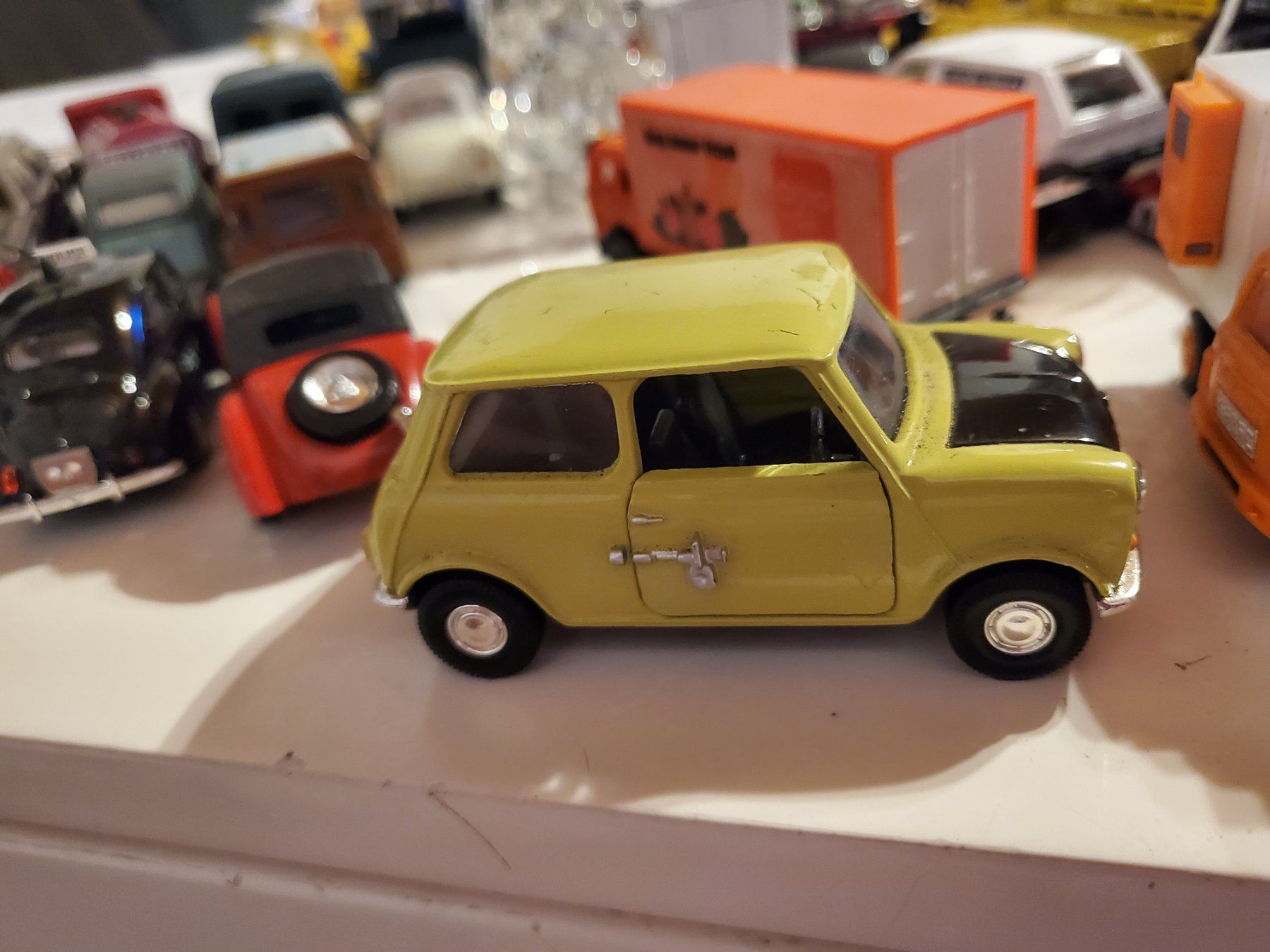 Corgi Toys Modellini d'auto: Mini von Mr. Bean Corgi Toys – Usato da Balsthal venduto da redcarpet 7