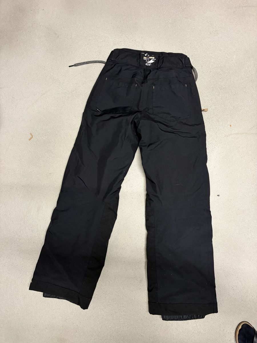 Pantaloni: Snowboardhose – Usato da Henau venduto da martina_1998 2