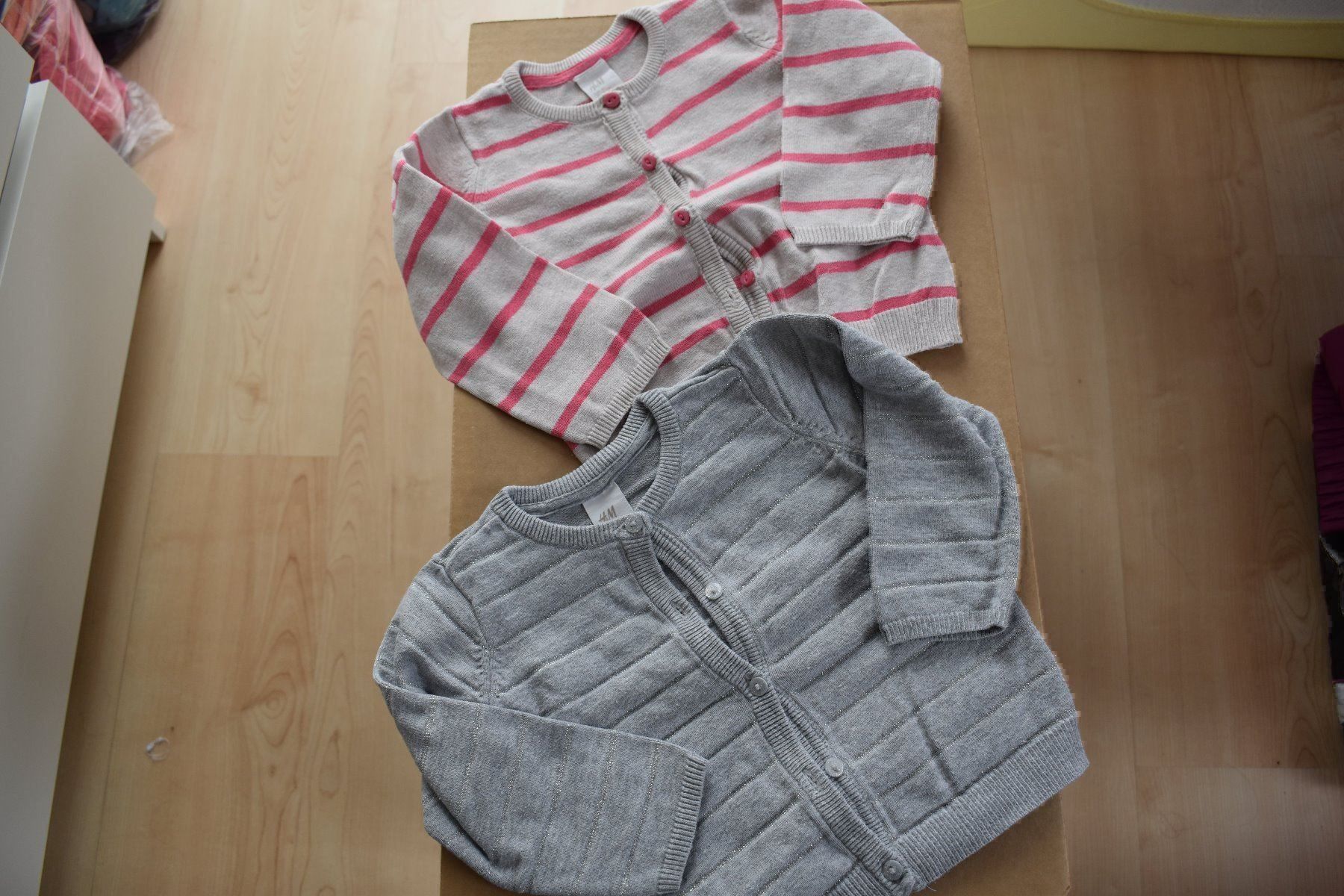 Lotti & Set di vestiti: 10-teiliges Kleiderset, Gr. 80 – Usato da Grüsch venduto da Wiiwarm 3