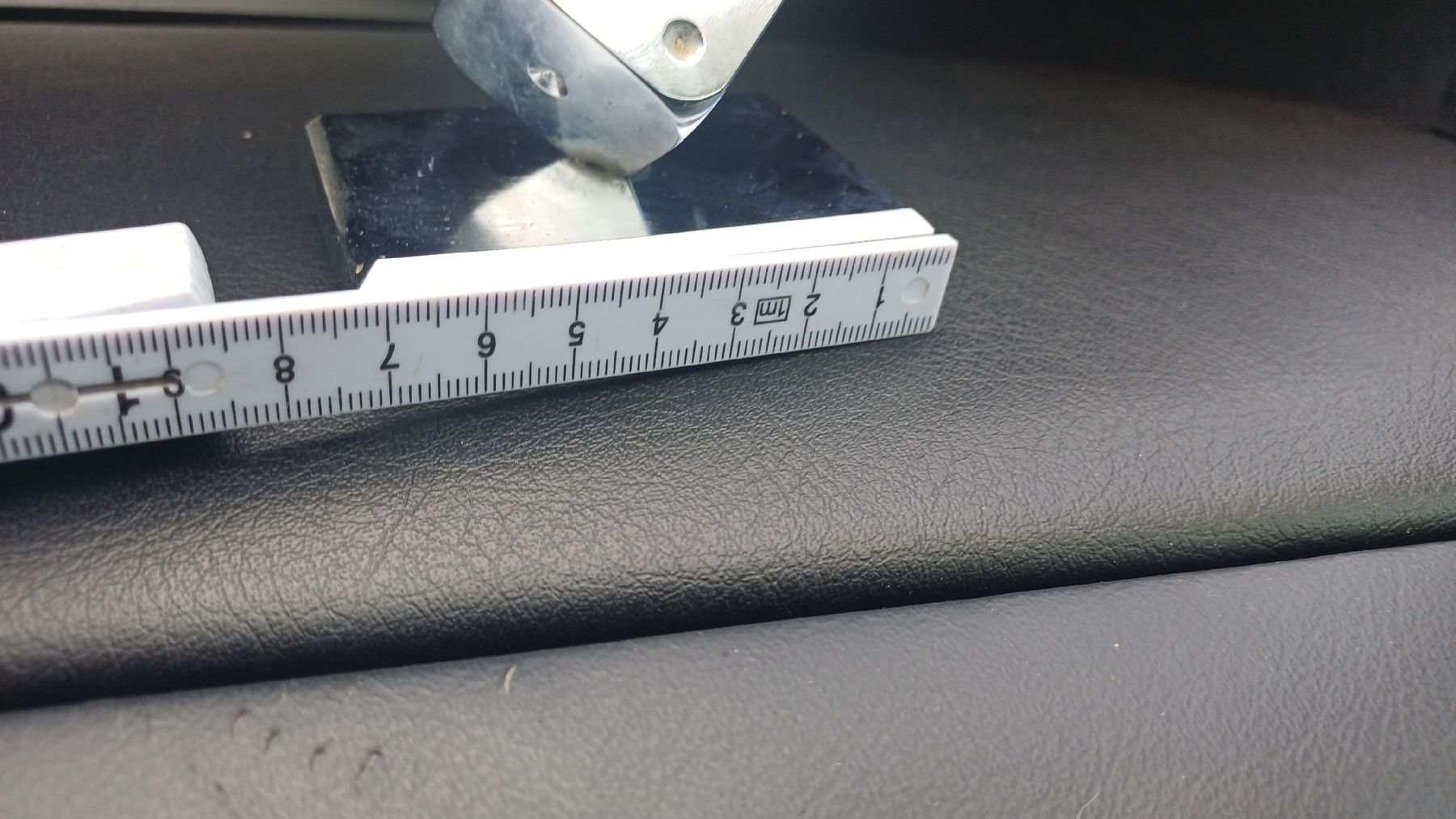 Statuette: Würfel Briefbeschwerer – Usato da Flawil venduto da Naphtali 4