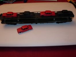 Zugwagen mit Autos