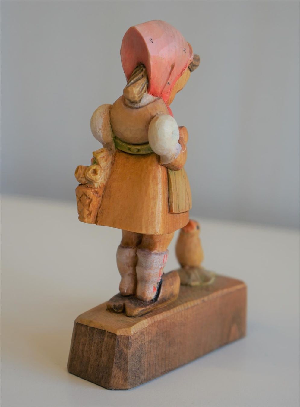 Figurines: Mädchen mit Vogel – D'occasion à Brienz BE par P.Edelweiss 2