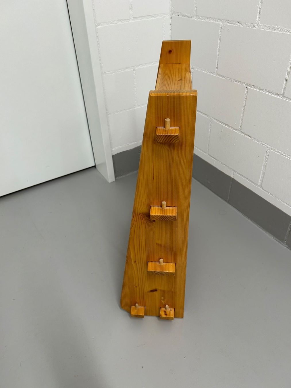 Scaffali: Holzregal – Usato da Wängi venduto da Argon180 1