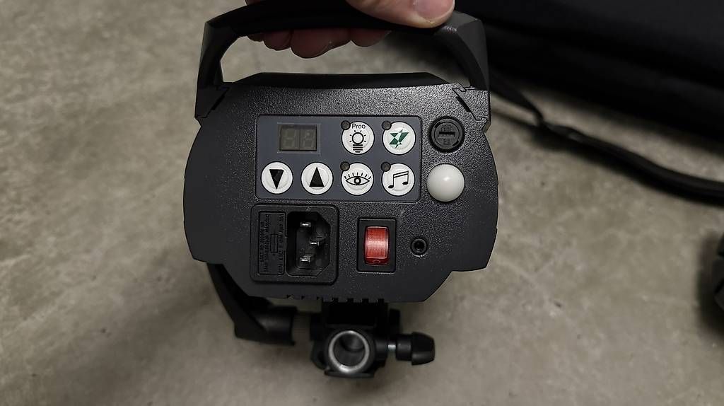 Flash: 2x Elinchrom Blitzanlage – Usato da Lausen venduto da dannywidmer 1