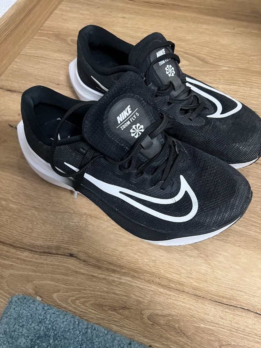 Nike Scarpe da uomo: Nike Laufschuhe, Grösse 42 – Usato da Derendingen venduto da sam-jh