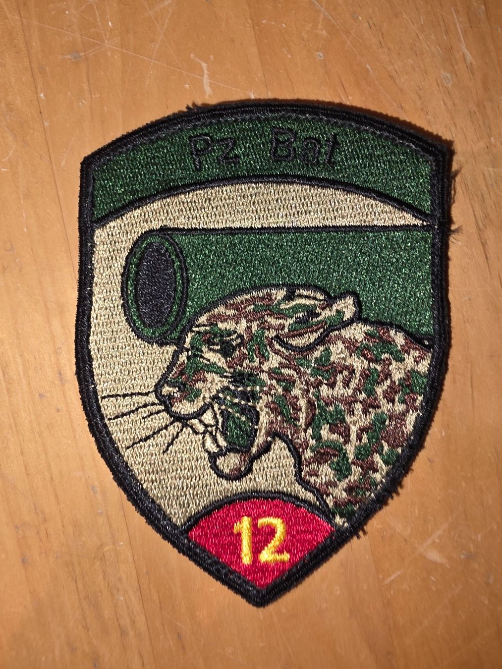 Schweizer Armee Plaketten & Abzeichen: 4 Stk. Badges mit Klett > Pz Bat   12 – Gebraucht aus Obermumpf von oiskypoisky 3