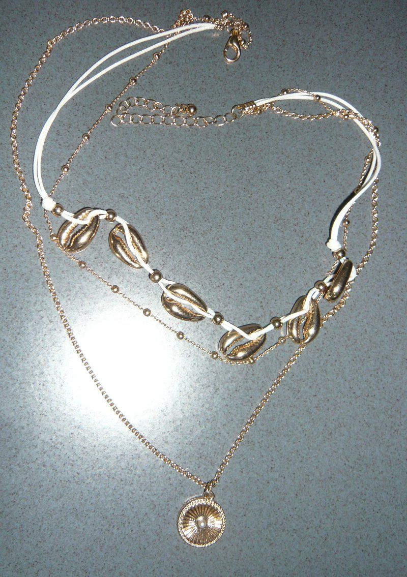 Colliers: Kette / Schmuck – D'occasion à Ruggell par Btt 1