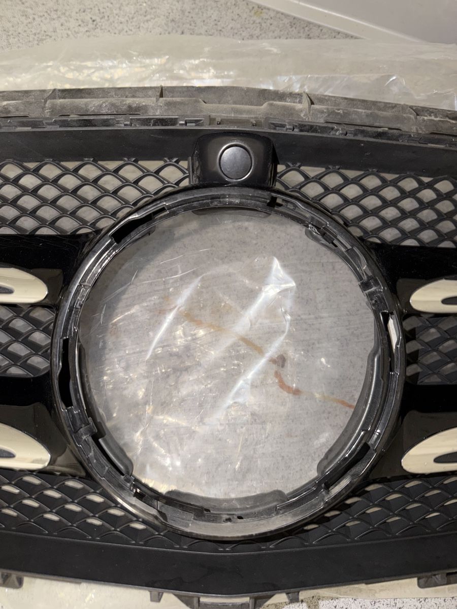 Mercedes-Benz Alle Autoersatzteile:     Original Mercedes Kühlergrill W213 – Gebraucht aus Biel/Bienne von Endrit.d_31 2