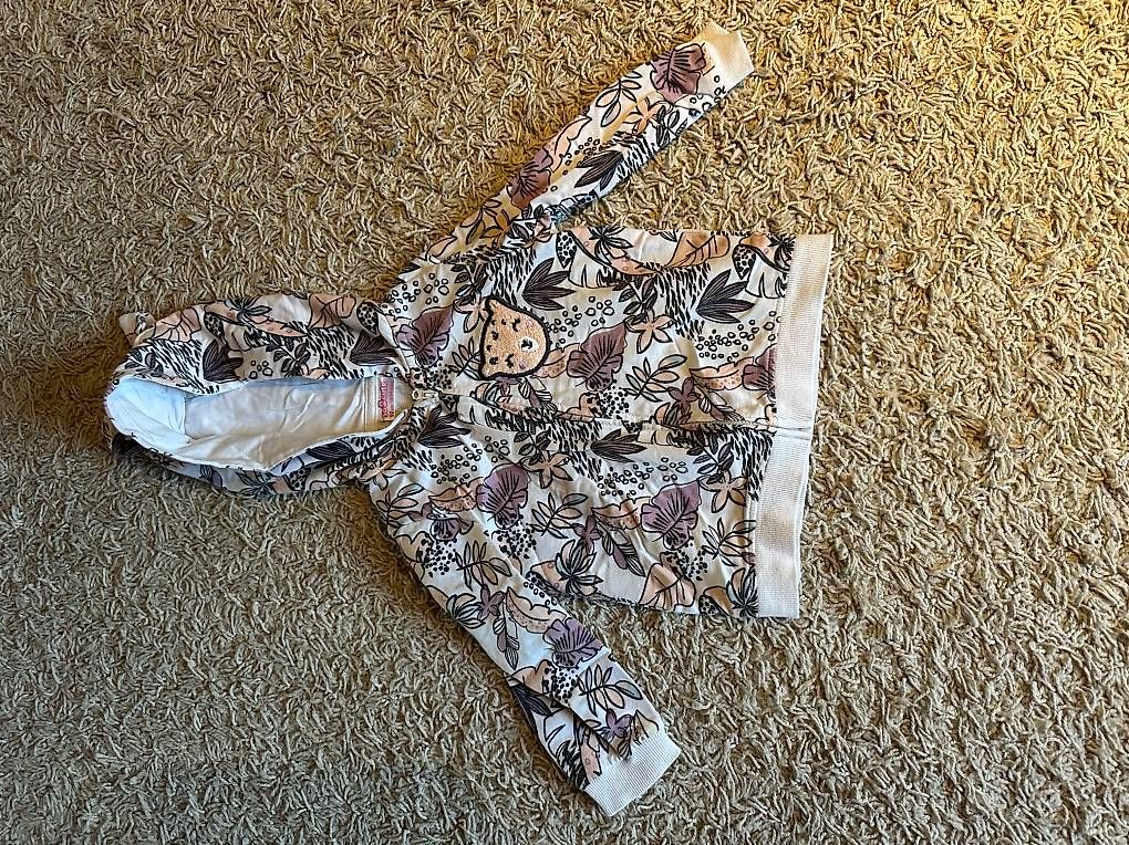 Lotti & Set di vestiti: Zu verschenken  Kinderkleidung – Usato da Eschenbach LU venduto da tan_qd5w 3
