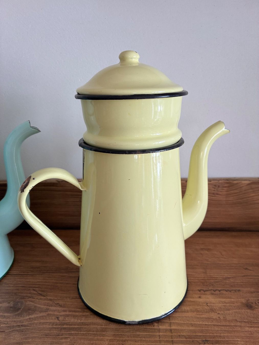 Théières: Zwei alte Emaille Kaffeekannen – D'occasion à Steffisburg par Reitschel5 3