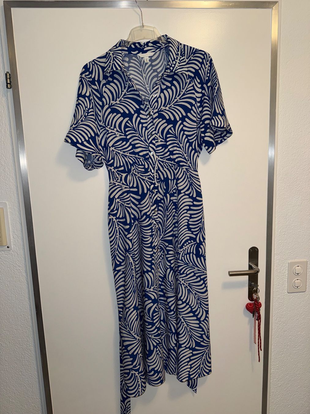 H&M Robes: Blusenkleid mit Bindegürtel – Neuf (Voir description) à Zofingen par zac_spc2 2