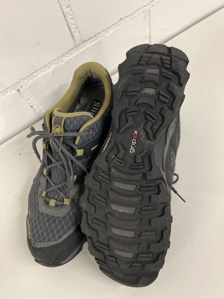 Mammut Scarpe da uomo: Tracking Schuhe Mammut 46 (eher 45) – Nuovo (secondo la descrizione) da Zürich venduto da d-ron 2
