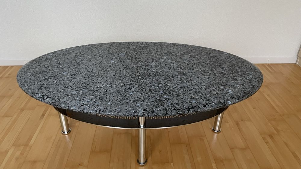 Couchtisch oval mit Granitplatte | Kaufen auf Ricardo