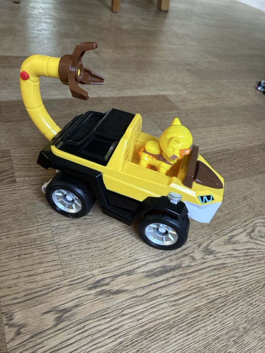 Giocattoli: Paw Patrol Auto und Figur  – Usato da Liebefeld venduto da dschegi