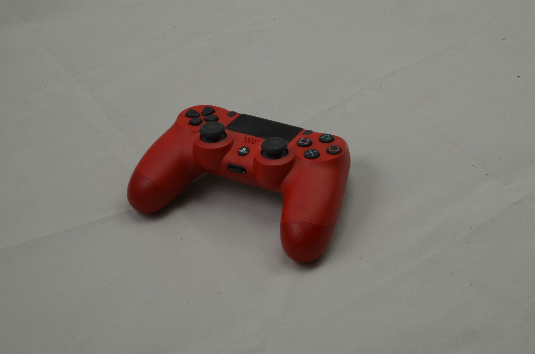 Controller: Sony Playstation 4 Original Controller – Usato da Buchs AG venduto da SellAndBuyX