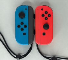 Nintendo Switch Joy-Cons Left Blue Right Red - Perfect Cond.