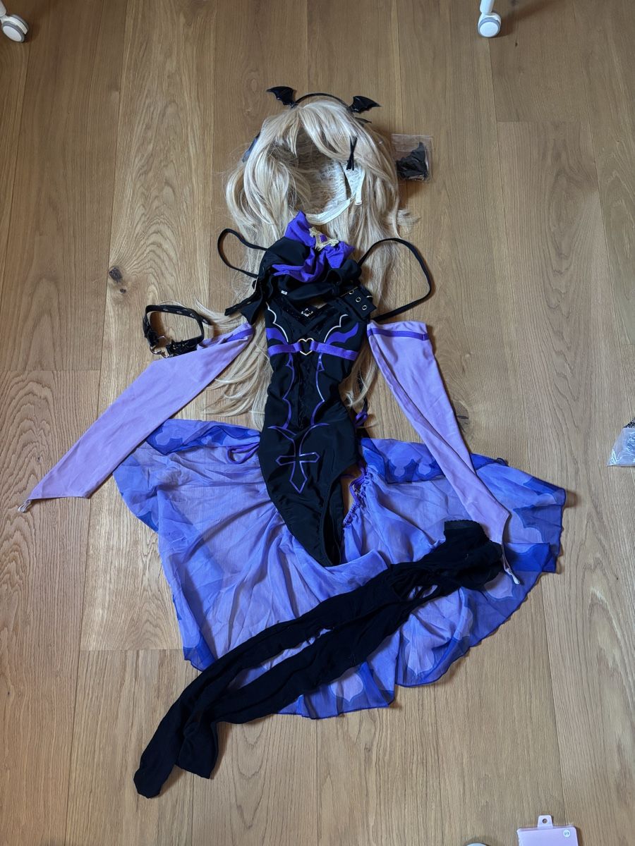 Costumi: Miccostumes Fischl second hand Cosplay – Usato da Altstätten SG venduto da sor_dn8h
