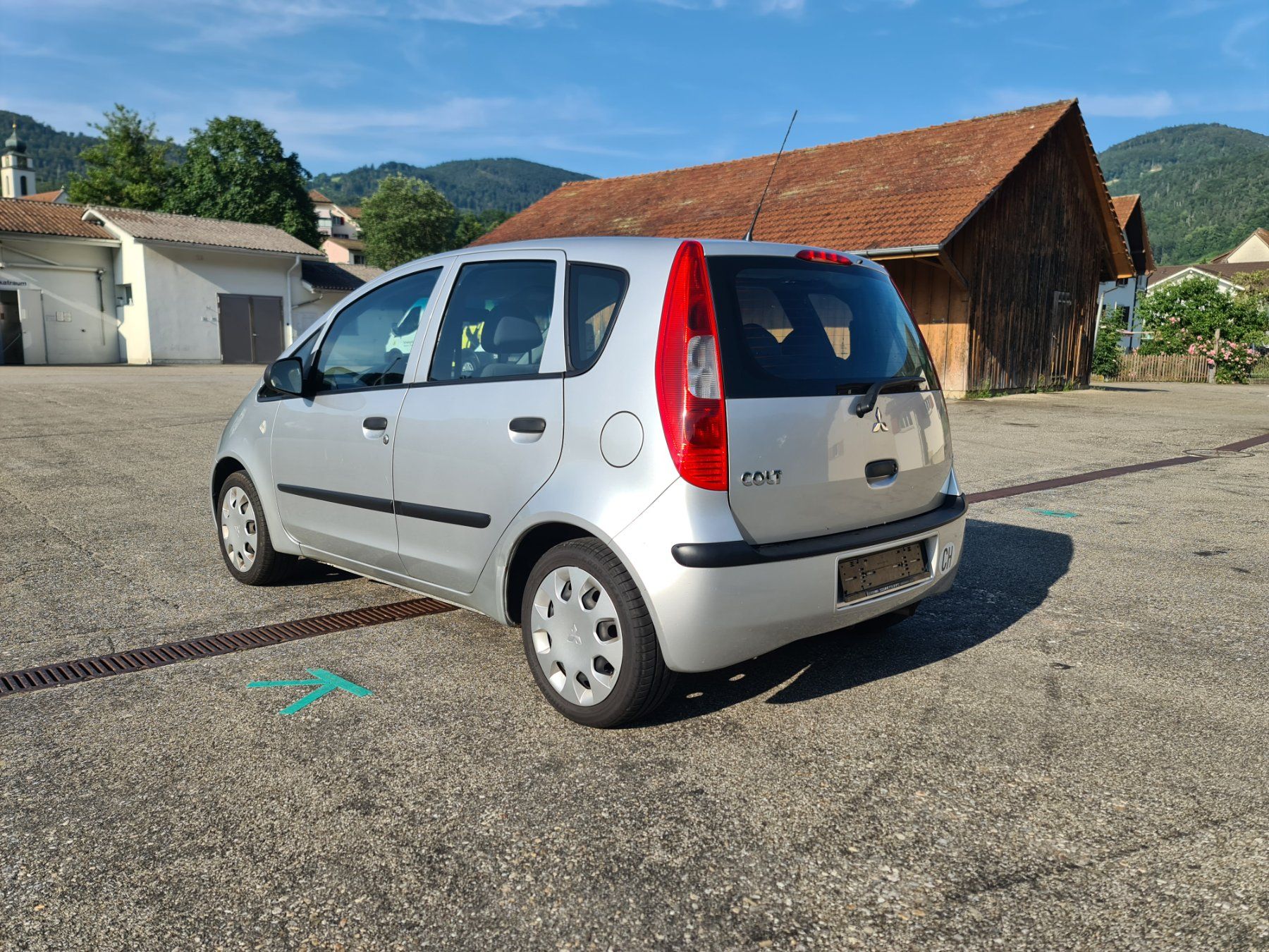 Mitsubishi Automobili: MITSUBISHI Colt 1.3 16V Invite – Difettoso da Mümliswil venduto da bet_62ps 6