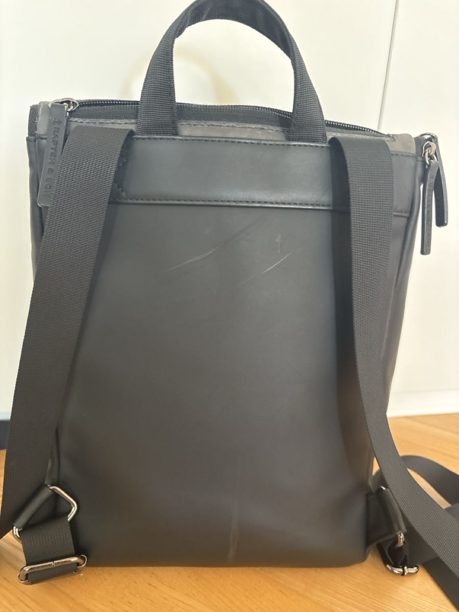 Kapten & Son Sacs à dos: Rucksack Kapten & Son schwarz wenig gebraucht – D'occasion à Berneck par SESSES 2