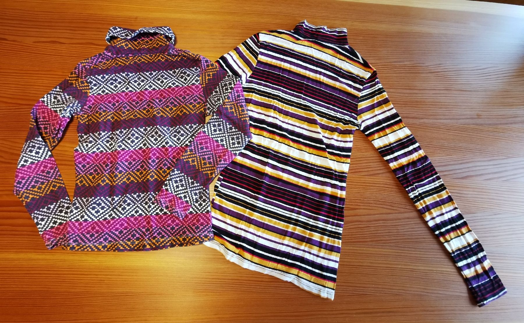 Pullover & Sweatshirts: Rollkragenpullover 140 – Gebraucht aus Grünenmatt von ras_7ksp 1