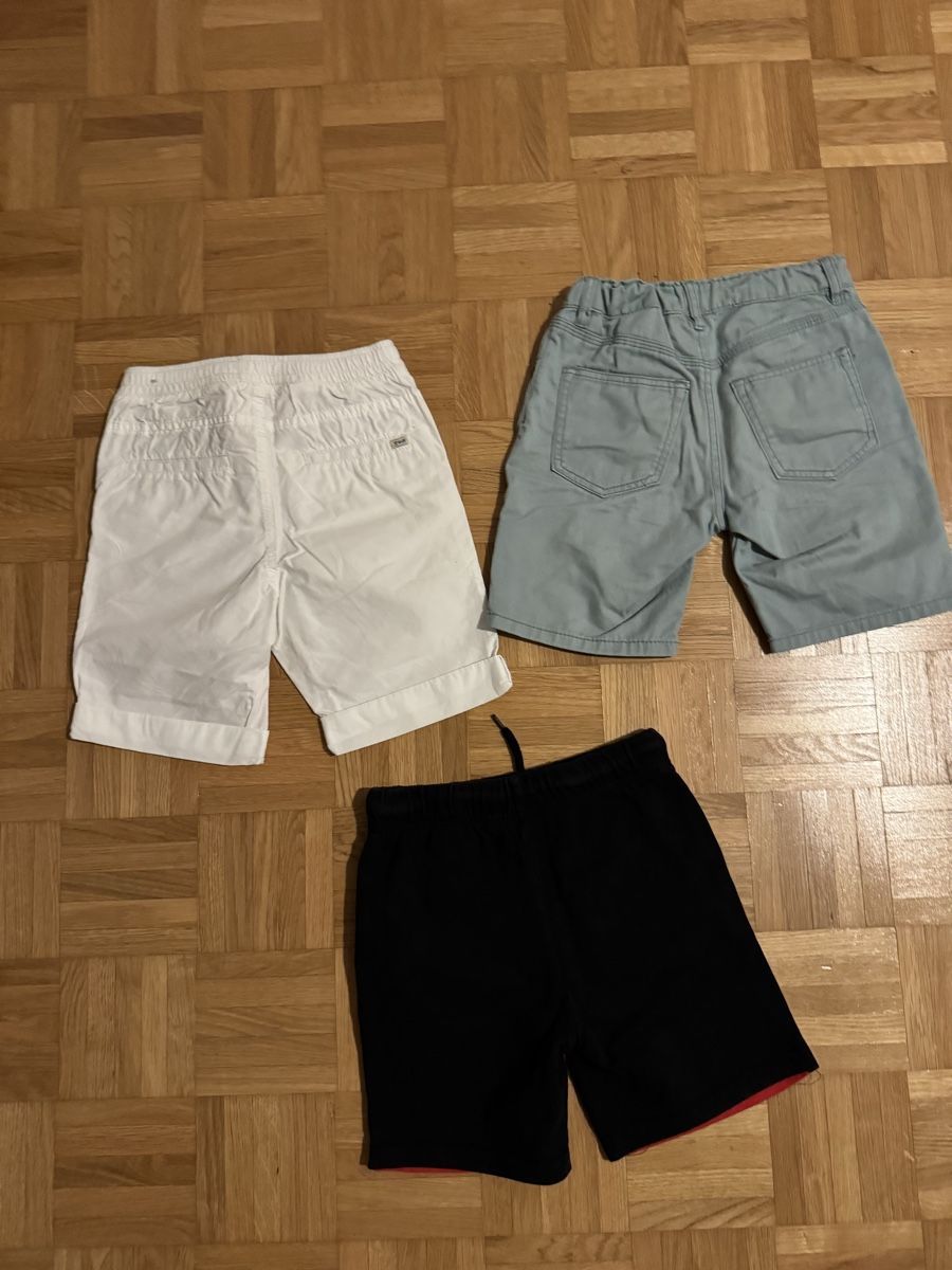 Pantalons: Kinder Shorts Grosse 116 – D'occasion à Zürich par zd_1965 4