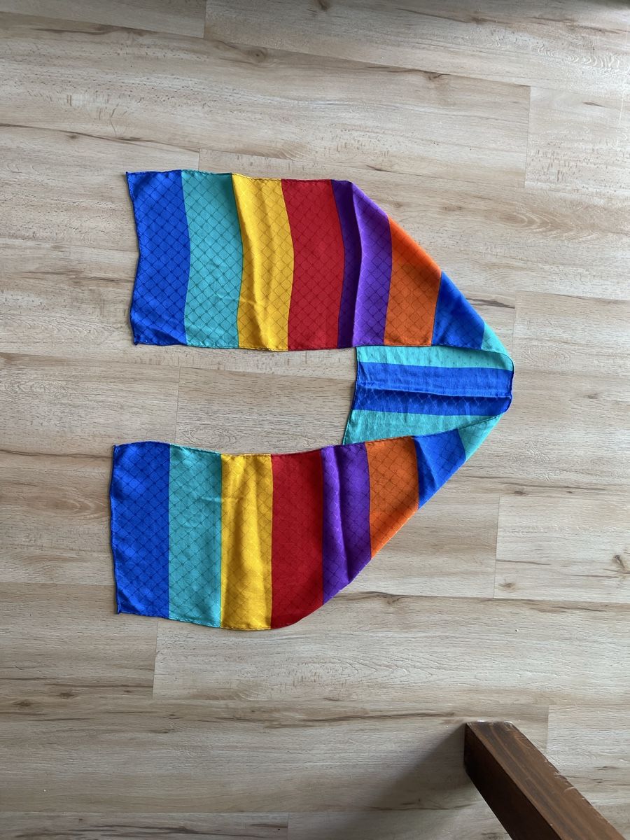 Foulard & Sciarpe: Jolie écharpe multicolore rayé en soie, – Usato da Kloten venduto da Vermicelles 6