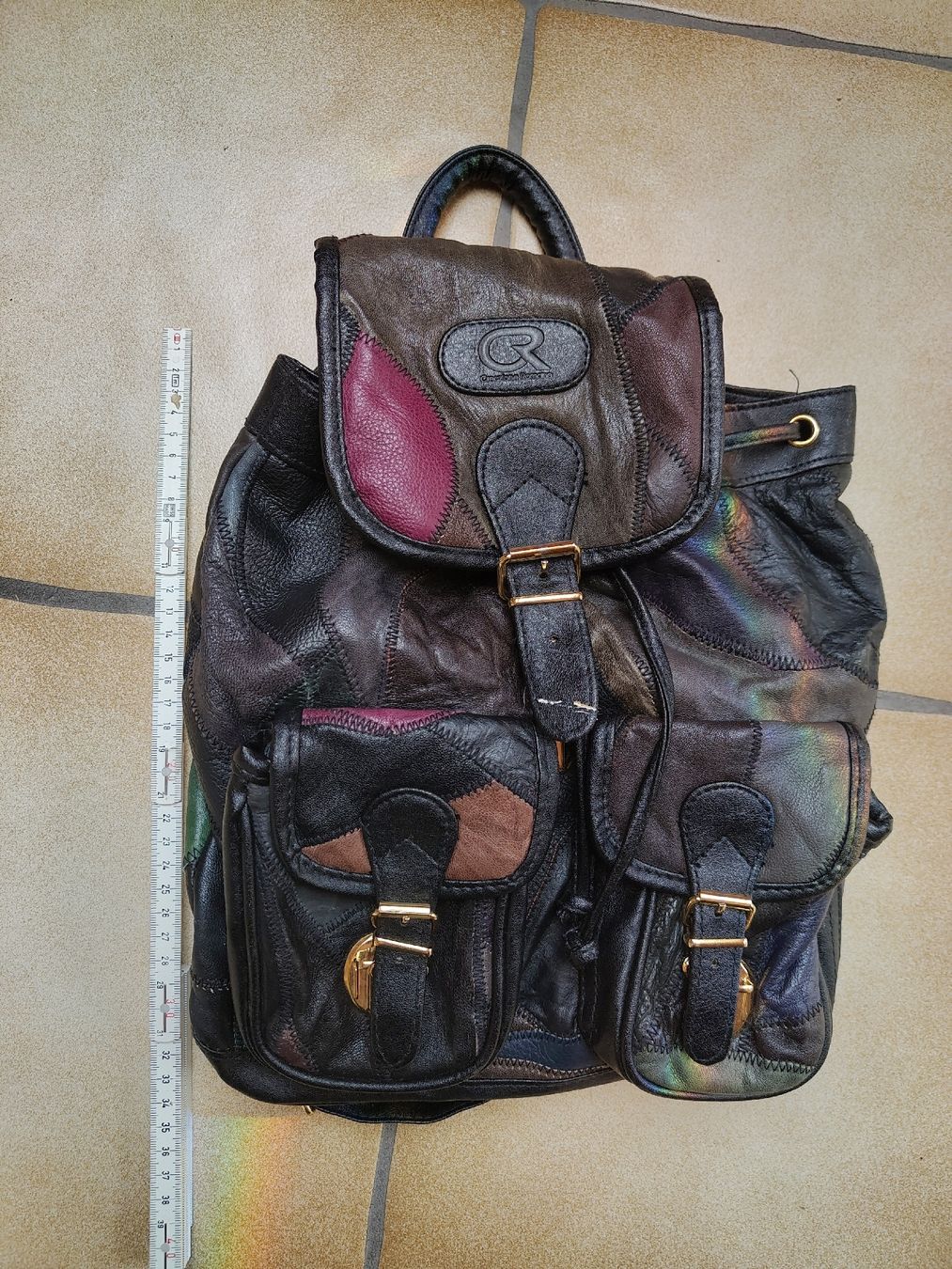 Zaini: Vintage Lederrucksack, Patchwork-Design - Top Zustand! – Usato da Winterthur venduto da LenaLena03