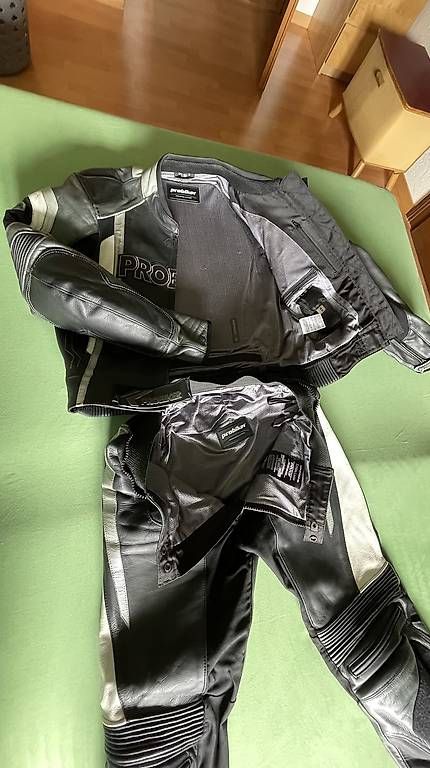 Lotti di vestiti: Motorrad Leder - Herren- Kombi Probiker – Usato da Aeschi SO venduto da sim_sp26 4