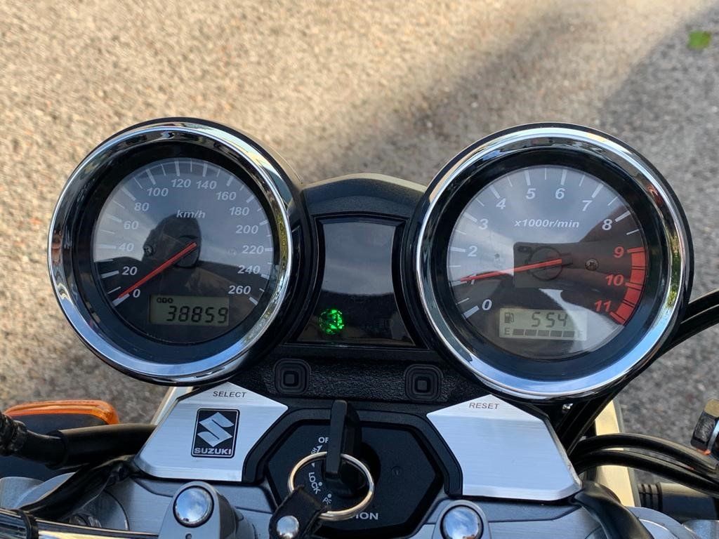 Suzuki Strada: Moto Suzuki 1400 GSX – Usato da La Chaux-de-fonds venduto da ccjp 3