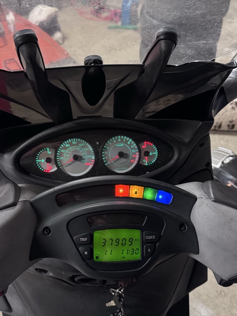 Piaggio Scooter: Piaggio X9 250 – Usato da Mühlethurnen venduto da Schmidts 6