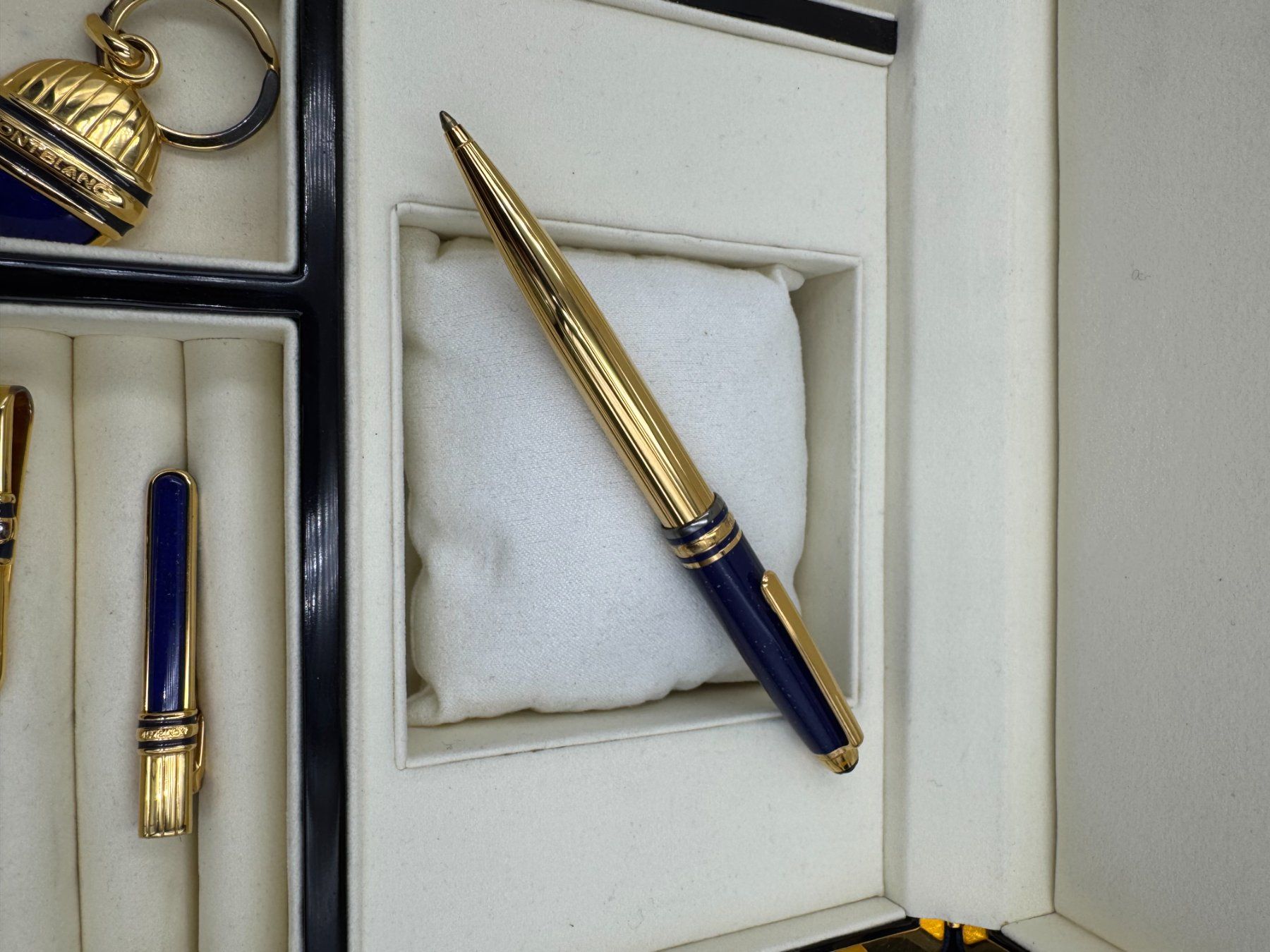 Montblanc Penna & Evidenziatori: Montblanc Solitaire Ramses II Lapislazuli  - SET – Usato da Beringen venduto da Luxinu 5