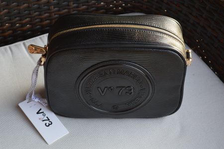 TOLLE UMHÄNGETASCHE VON "V 73" , NEU!