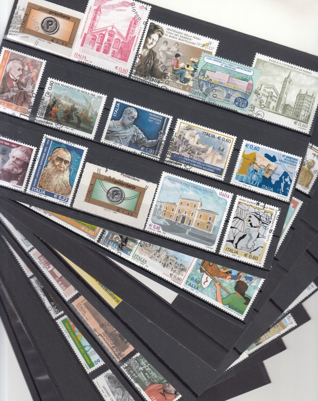Tutti i francobolli: Italien 2007 mit ET – Usato da Bürglen TG venduto da StampGraf